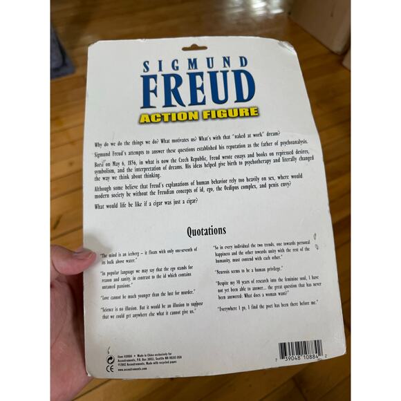 New in box Sigmund Frued Action Figure - Picture 4 of 4